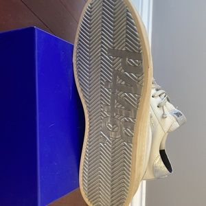 P448 size 40. Brand new, never worn in box.